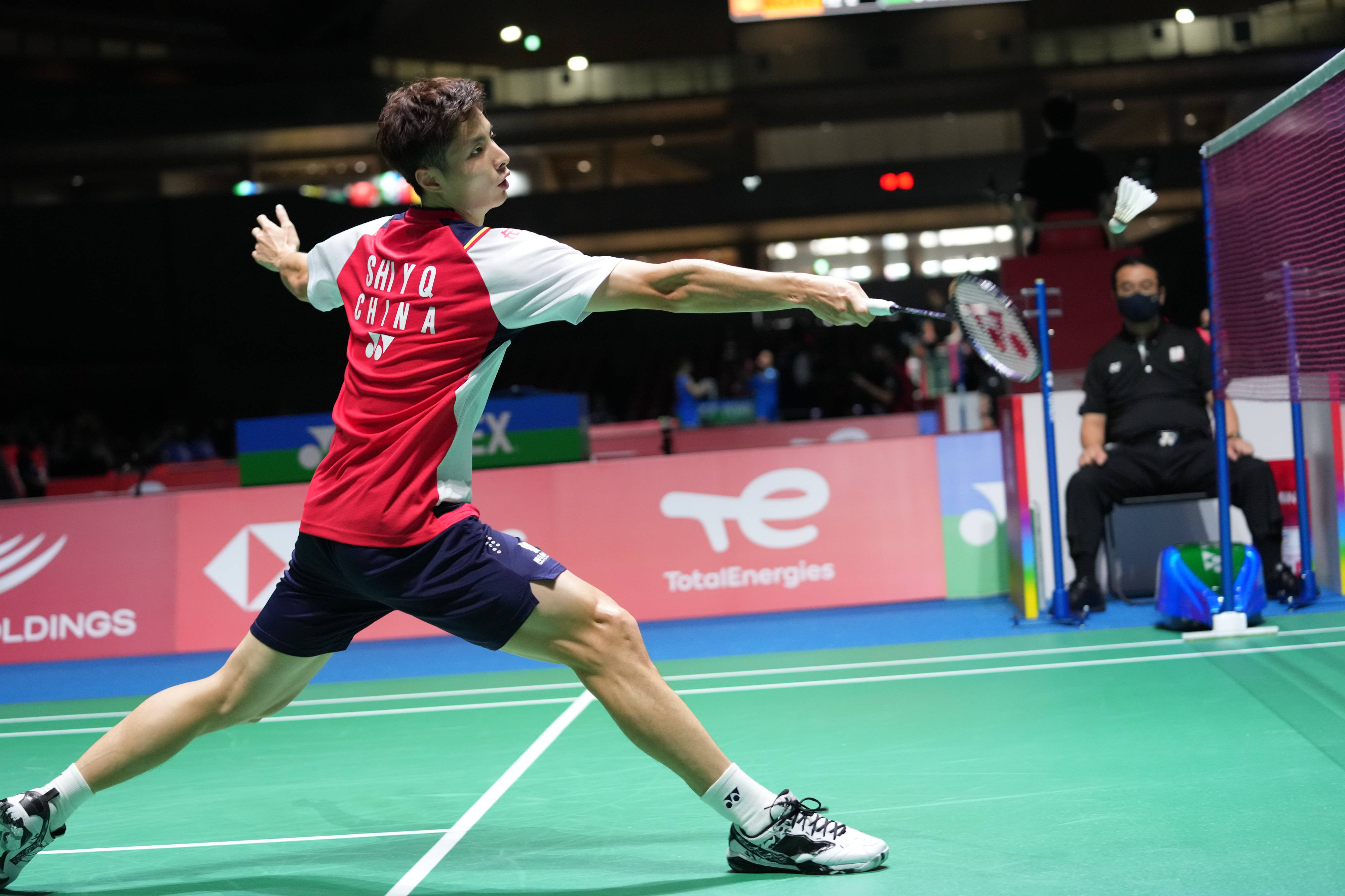 露头角的年 露头角的年