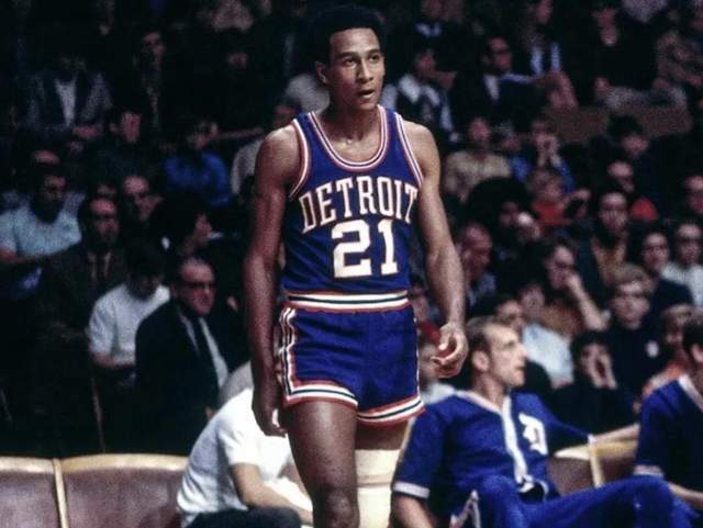 那么骑士依 那么骑士依