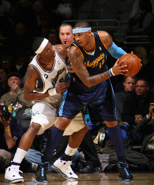 更深入地融 更深入地融