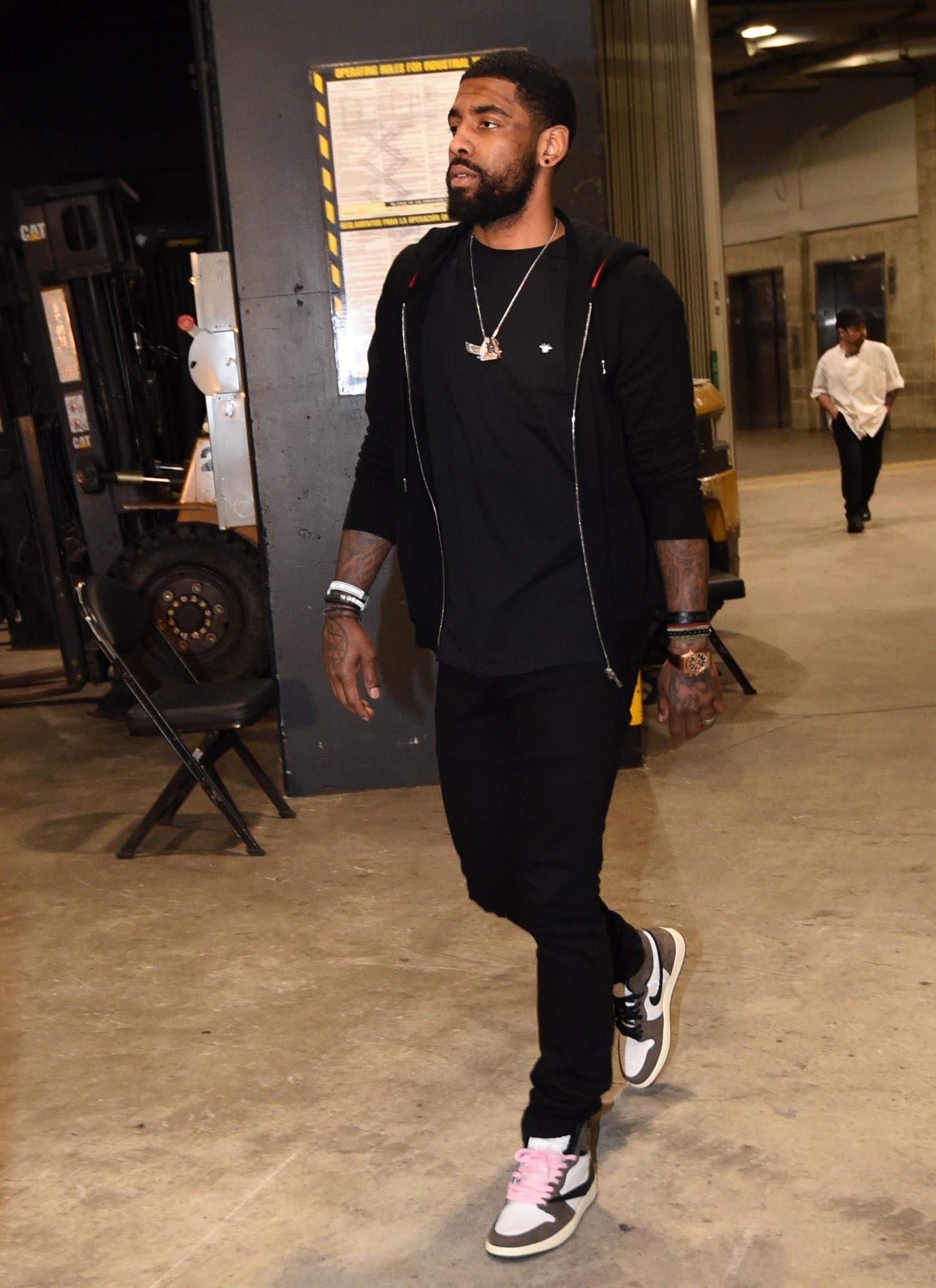 帮助新人在 帮助新人在