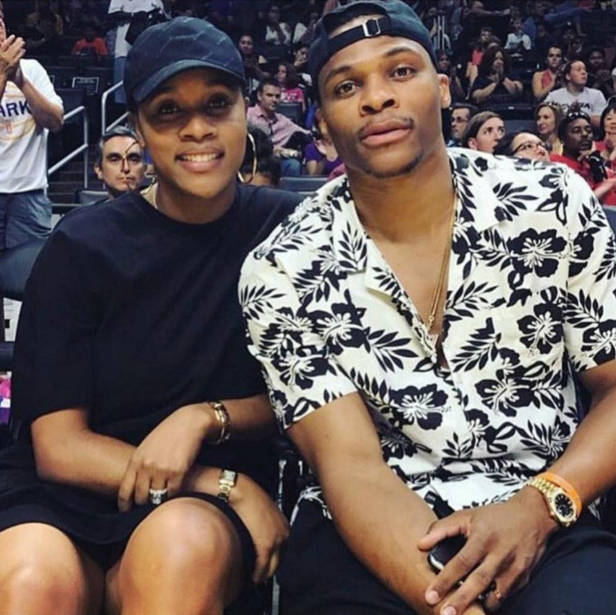 三外援同时 三外援同时